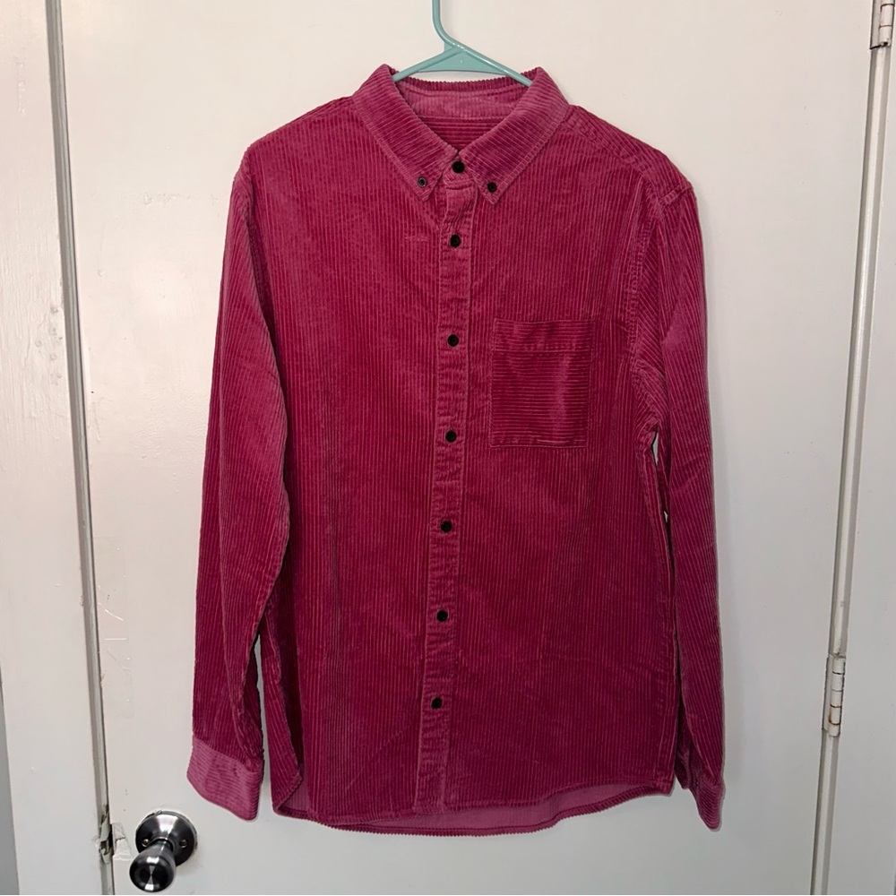 NWT Houston White Pink Corduroy Button Up Long Sleeve Shirt. Size Medium